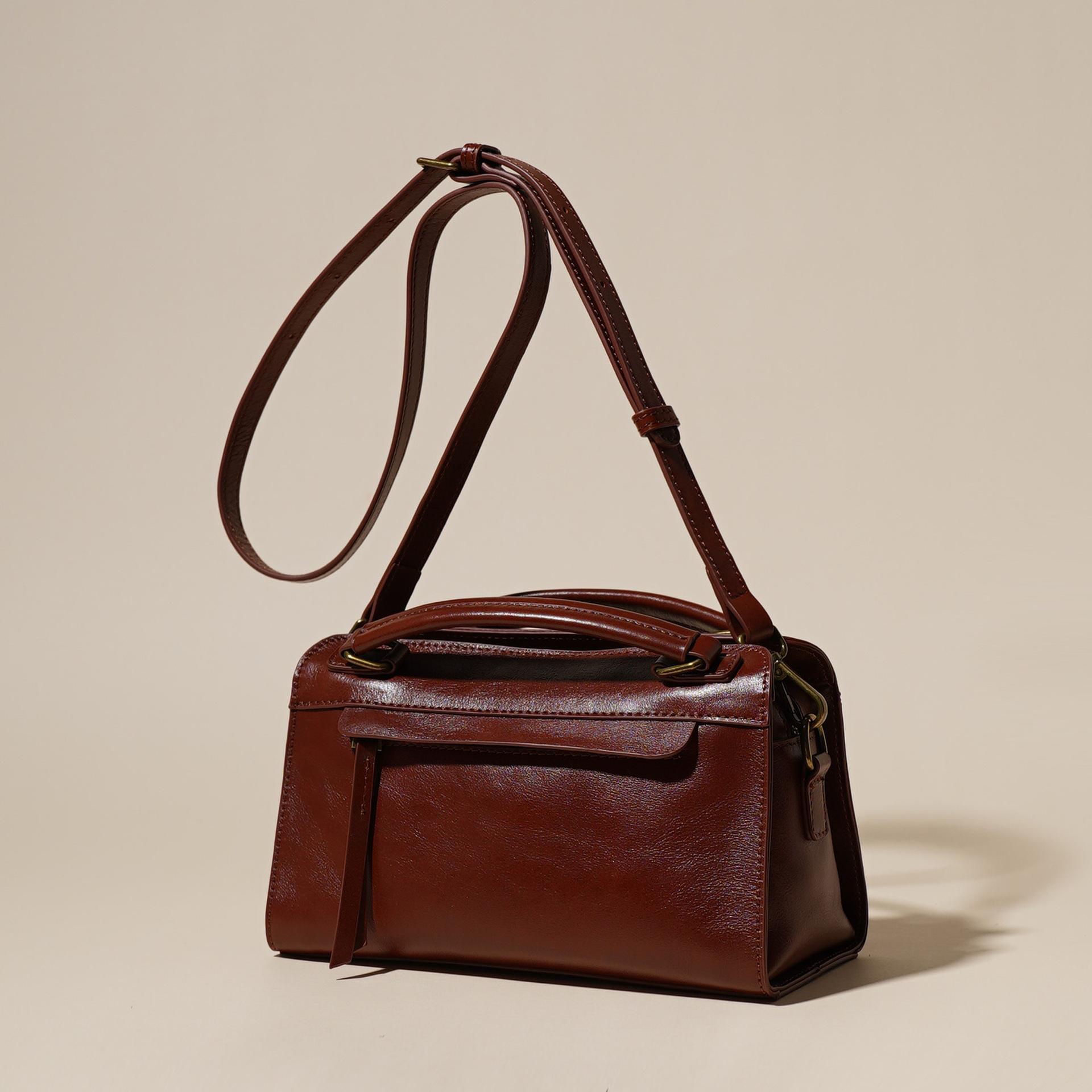 

Fashiable Casual Square Leather Shoulder Bag for Women Minimalist Crossbody Bag Soft and Durable кофейный