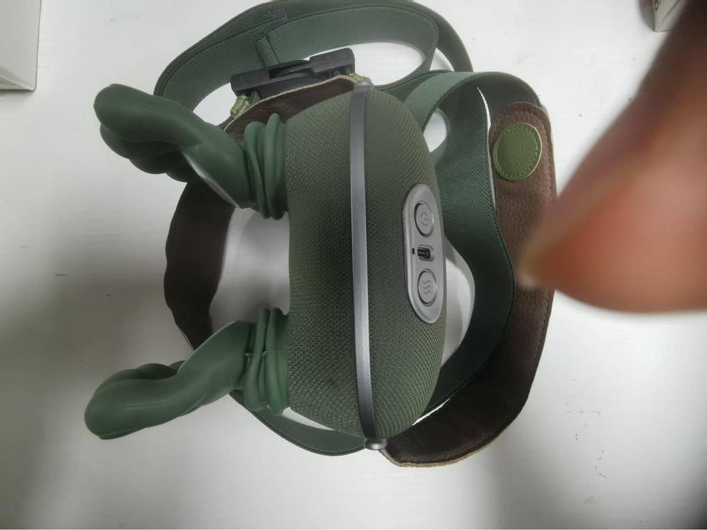 Multi-Functional Handheld Neck and Shoulder Massager with Heat Therapy