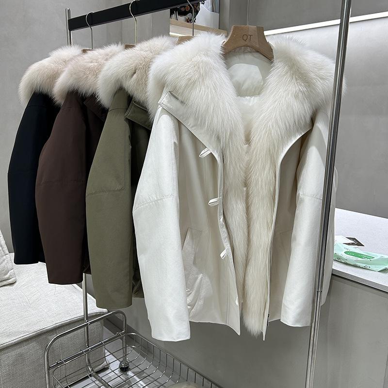 Snow Country Chuji oversized fox fur fur fur collar white goose down down pie overcome women's medium and long models special clearance