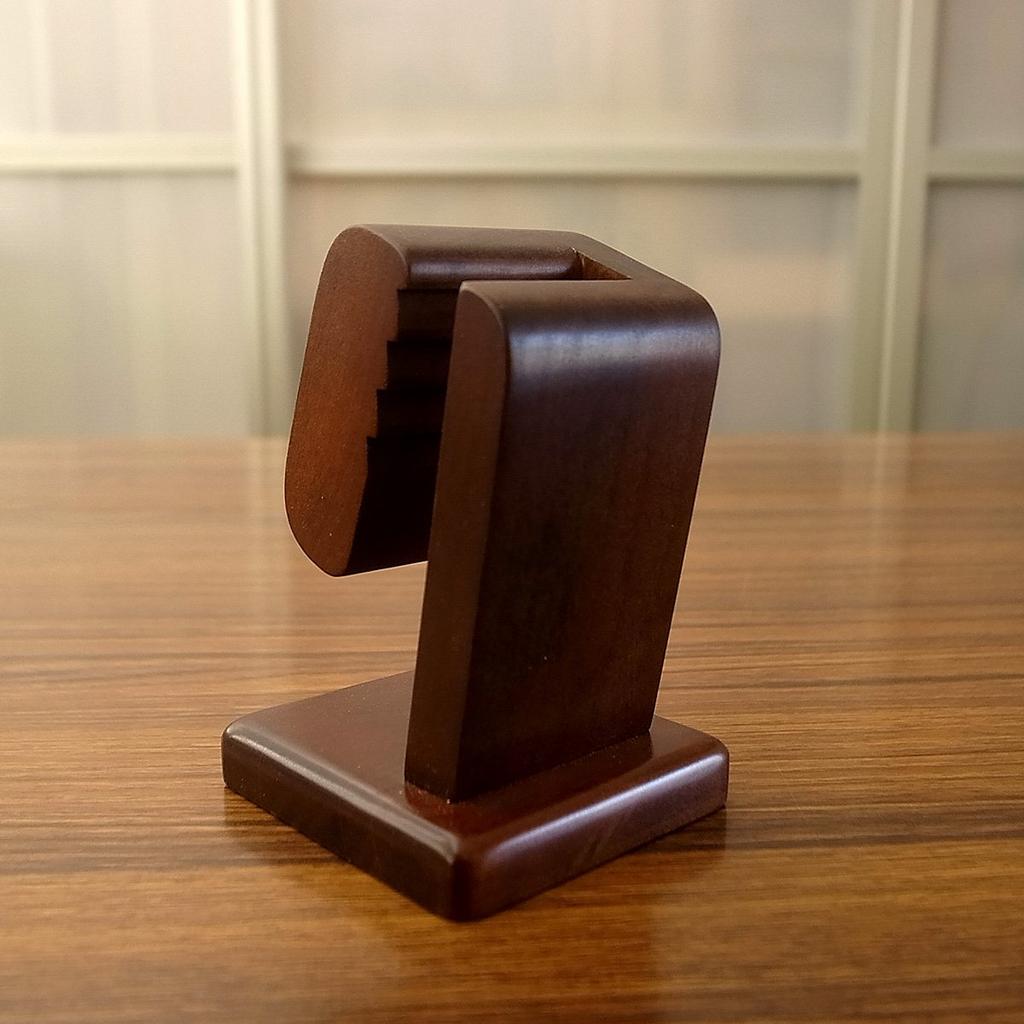 Toyooka Craft Watch Stand SC81