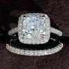 Huitan Ausverkauf Hochzeitssets Ringe für Damen Luxus Eingelegt AAA Zirkonia Mode Damen Verlobungsparty Schmuck Ausgefallenes Geschenk