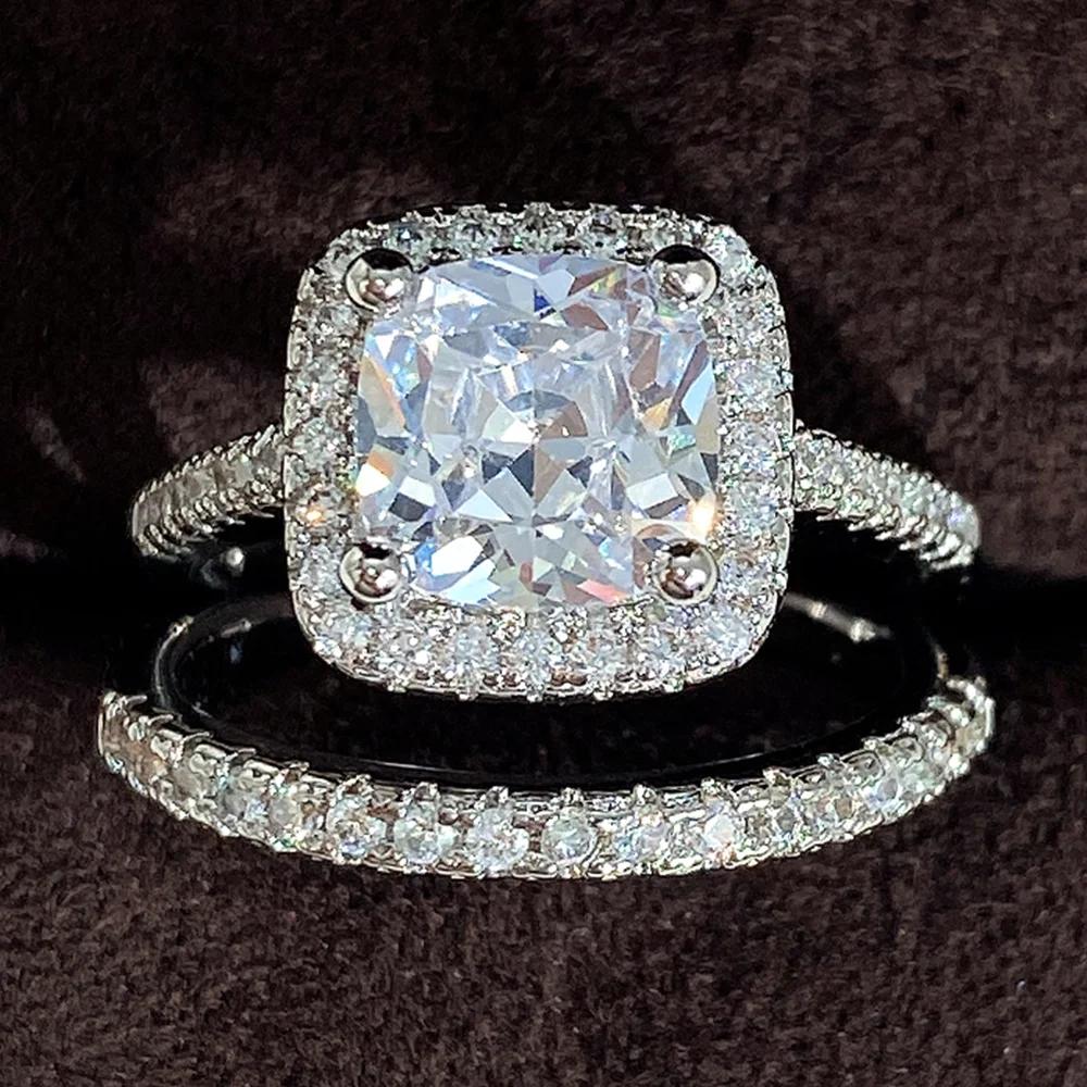 Huitan Ausverkauf Hochzeitssets Ringe für Damen Luxus Eingelegt AAA Zirkonia Mode Damen Verlobungsparty Schmuck Ausgefallenes Geschenk