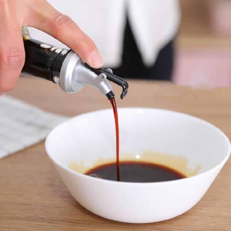 Leak Proof Spout for Condiment Liquor Bottles Household Kitchen Seasoning Bottles Stopper Dispenser Accessories