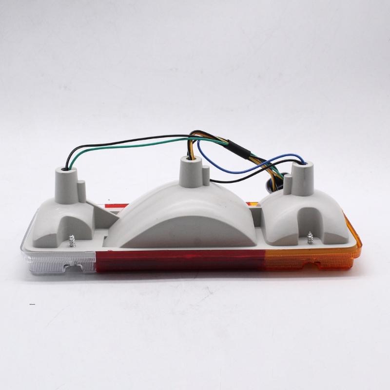 Tail Light Assembly Car Rear Tail Lights Signal Brake Lamps Fit for 70 75 79 Series Ute