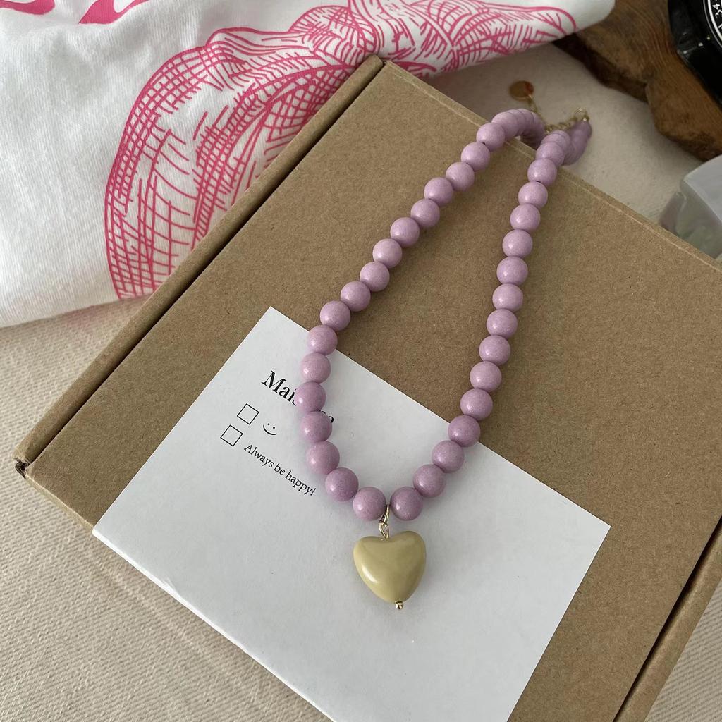 2024 Nouvelle Tendance Vintage Résine Acrylique Rose Cœur d'Amour Vert Collier Perlé pour Femmes Bijoux Esthétiques Mode Accessoires de Cou