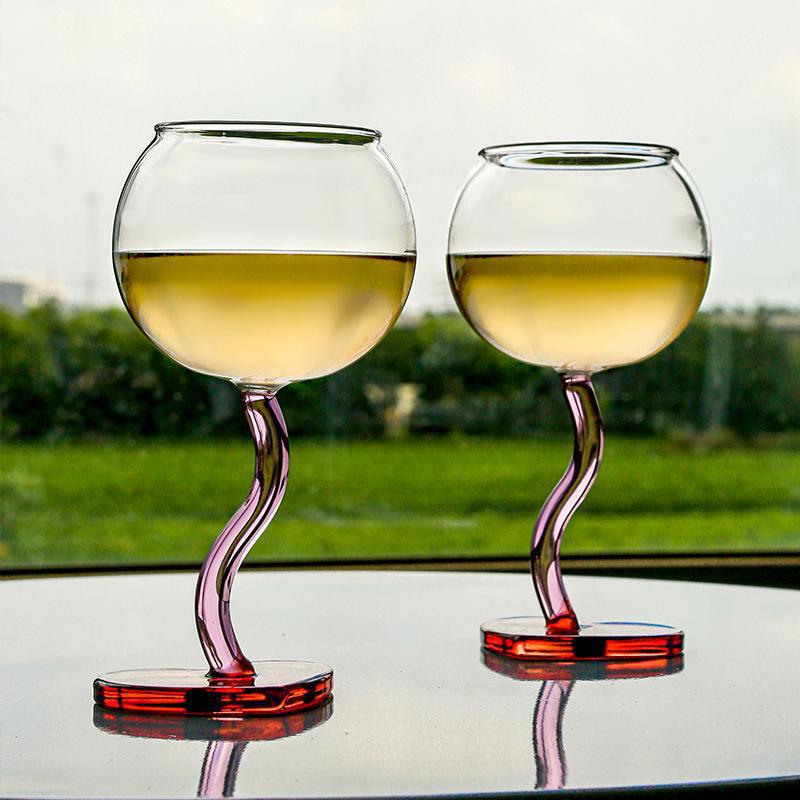 Heart-Shaped Wine Glasses Set of 4 White/Red Wine Goblets for Home Use Creative High-Aesthetic Design Ideal for Daily Drinking A