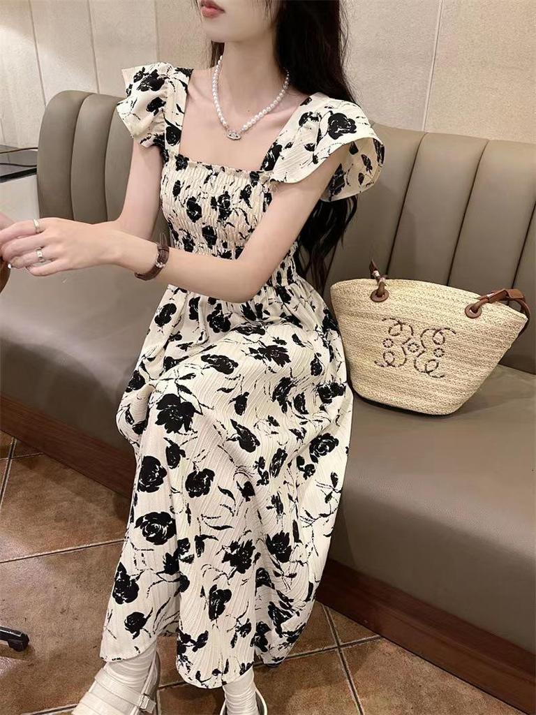 2024 Summer Travel Floral Dress - Elegant, Slim Waist Design with Sweet Ruffled Sleeves