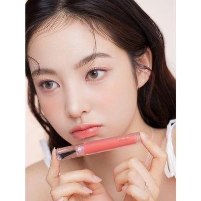 Trucco labbra – Lucidalabbra