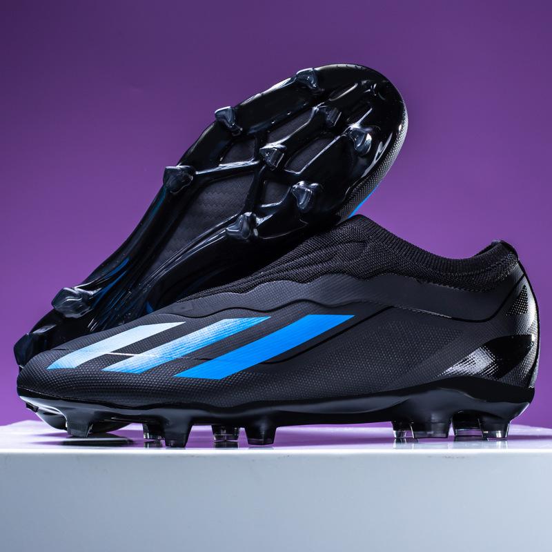 20252025 Seamless Fly-woven Football Shoes Men's and Women's Low-top Students' Broken Nails and Spikes Competition Training Shoes