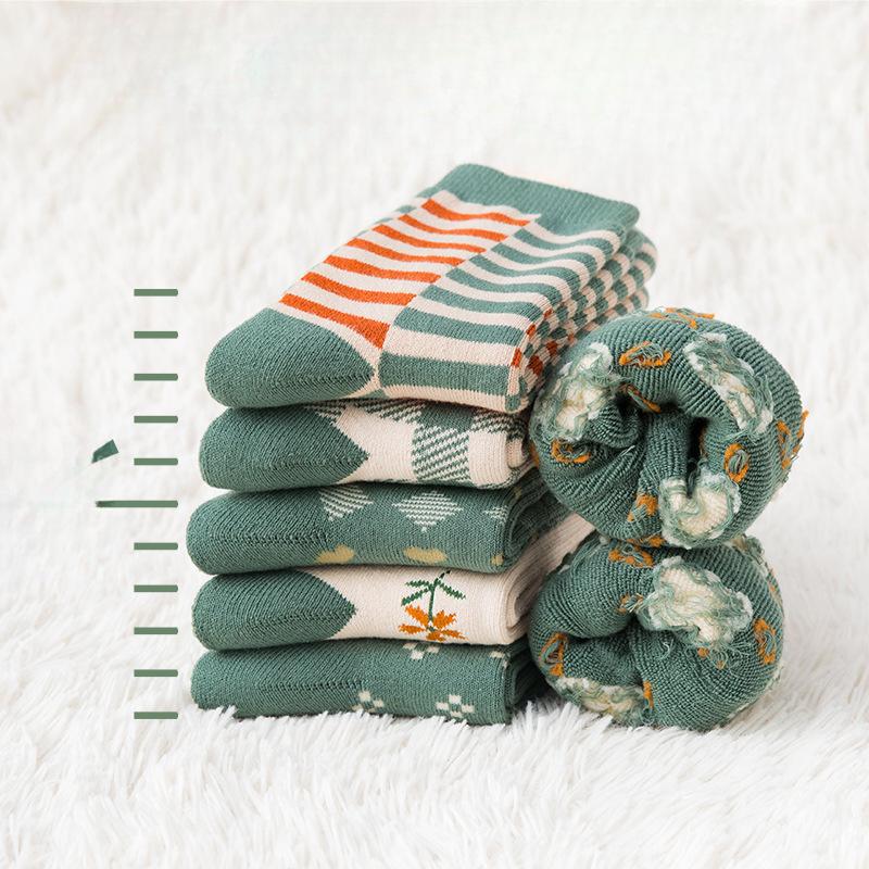 Women's Mid-calf Woolen Socks for Autumn and Winter, Fleece and Thickened Towel Socks for Winter, Long Calf Warm Socks for Autumn and Winter