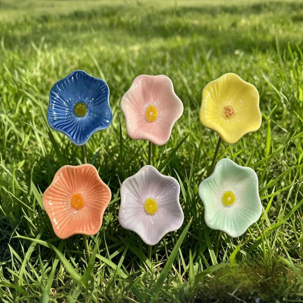 6Pcs Ceramic Flower Bee Drinking Station Multi-Purpose Bird Bath Decorative Garden Stakes For Outdoor Garden Yard Lawn Decor