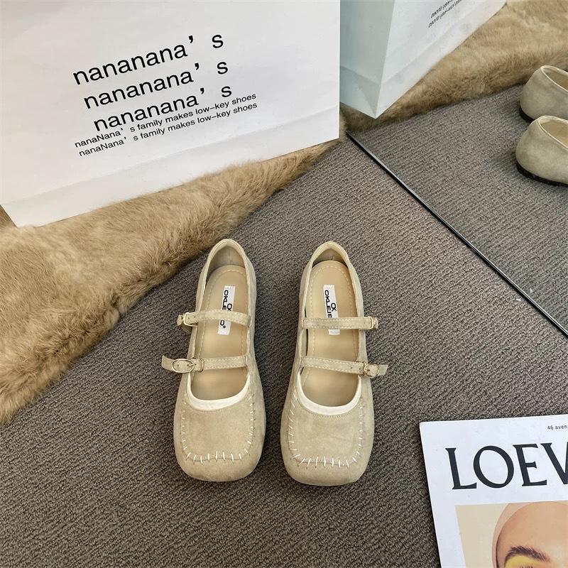 

Нишевая нежная квадратная головка туфли Мэри Джейн для девочки 2025 года весна и осень плоская подошва неглубокий носок одинарные туфли в стиле феи бабушки одинарные туфли для девочки 35