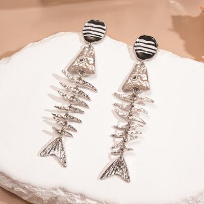 Cool Punk Styl Náušnice s rybí kostí Gotické Jedinečné Osobnostní Náušnice Niche Design Zveličené Geometrické Visací Náušnice Dámské