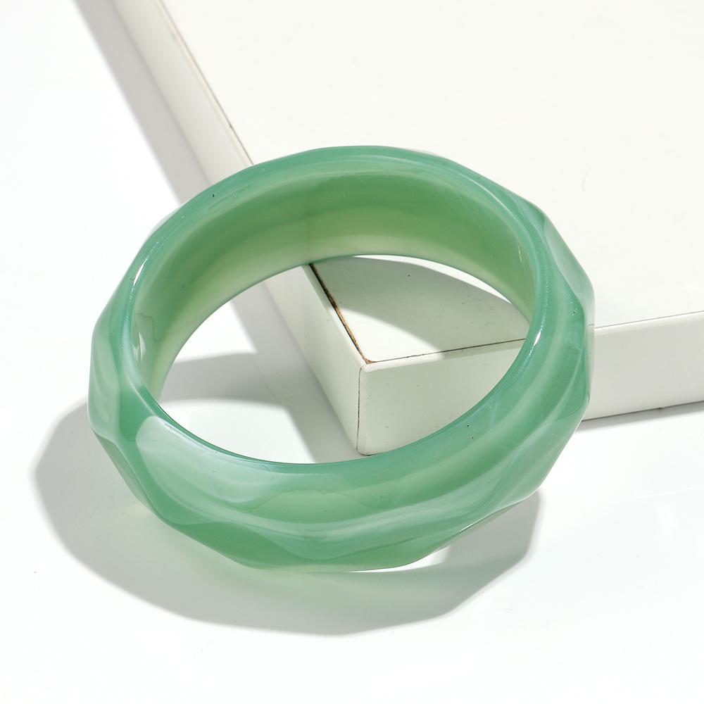 New Colorful Clear Irregular Round Acrylic Wide Bangle for Women Statement Resin Chunky Stackable Bracelets Couple Jewelry Gift