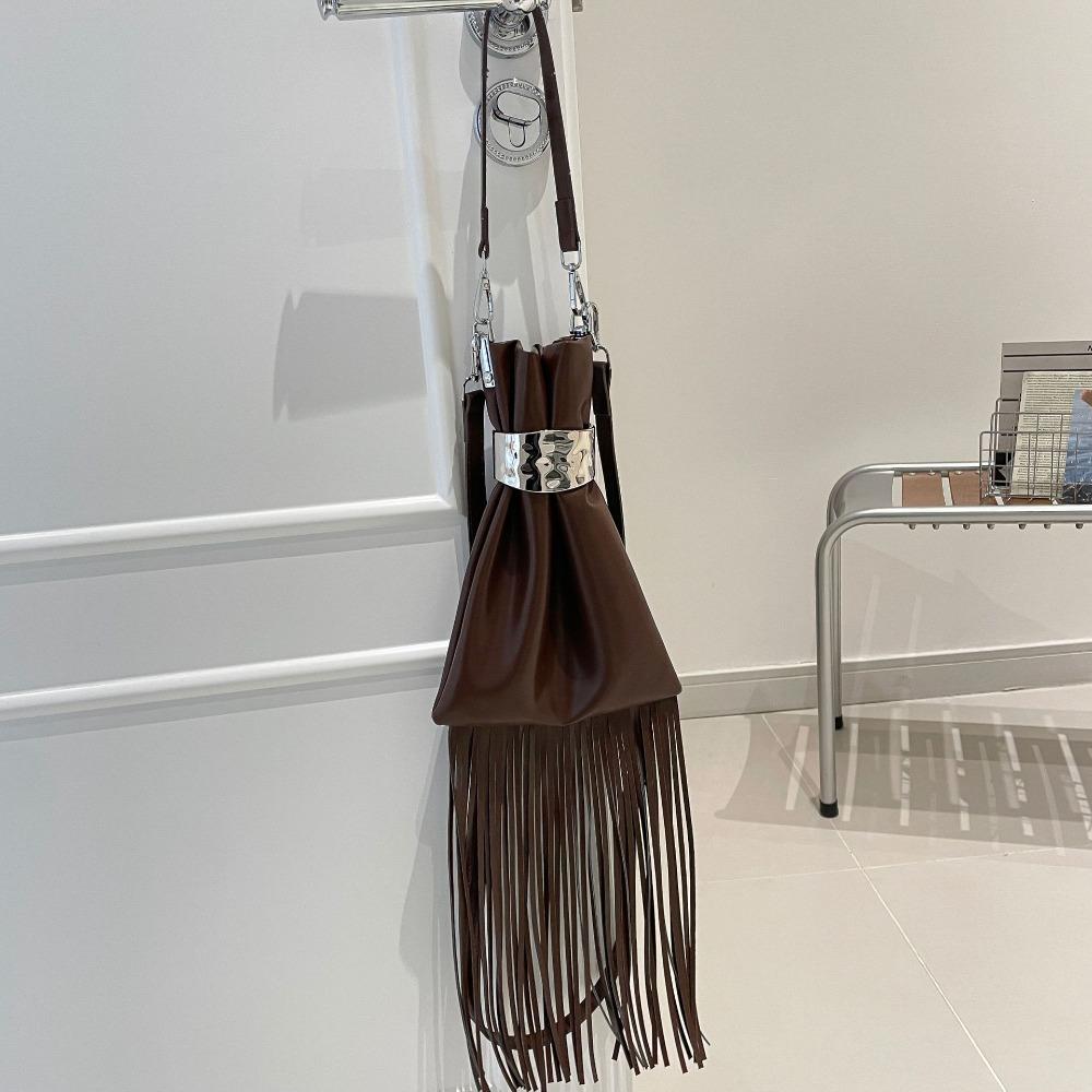 

New Soft Tassel Shoulder Bag PU Leather Metallic Buckle Crossbody Bags Large Capacity Waterproof Handbag