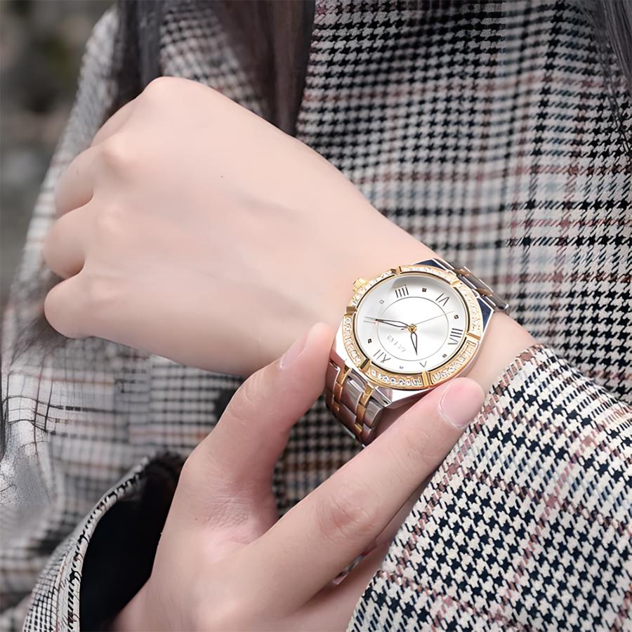 Guess Cosmo Diamonds Series Silver Dial Two-Tone Stainless Steel Strap Women's Quartz Watch - GW0033L4