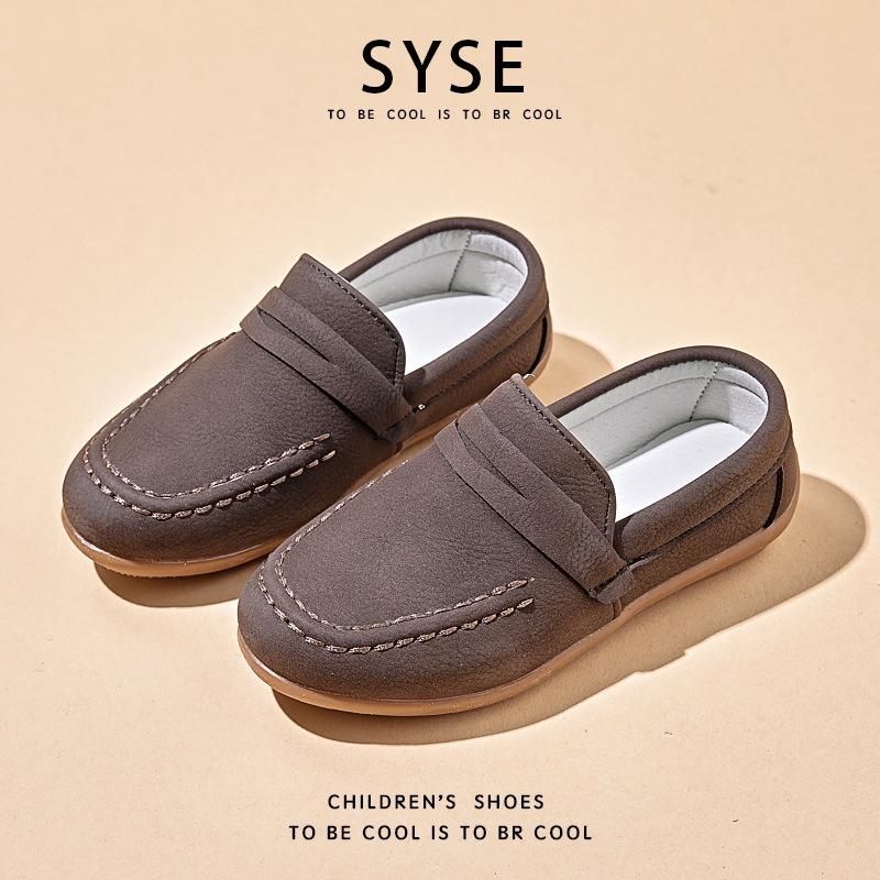 Jarní chlapecké slip-on boty v britském stylu z měkké kůže pro pódium a řeč 2025