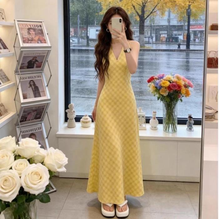 French V-neck Neck Yellow Plaid Comfortable Dress Women's Summer Versatile Waist Thin Holiday Style Casual Dress