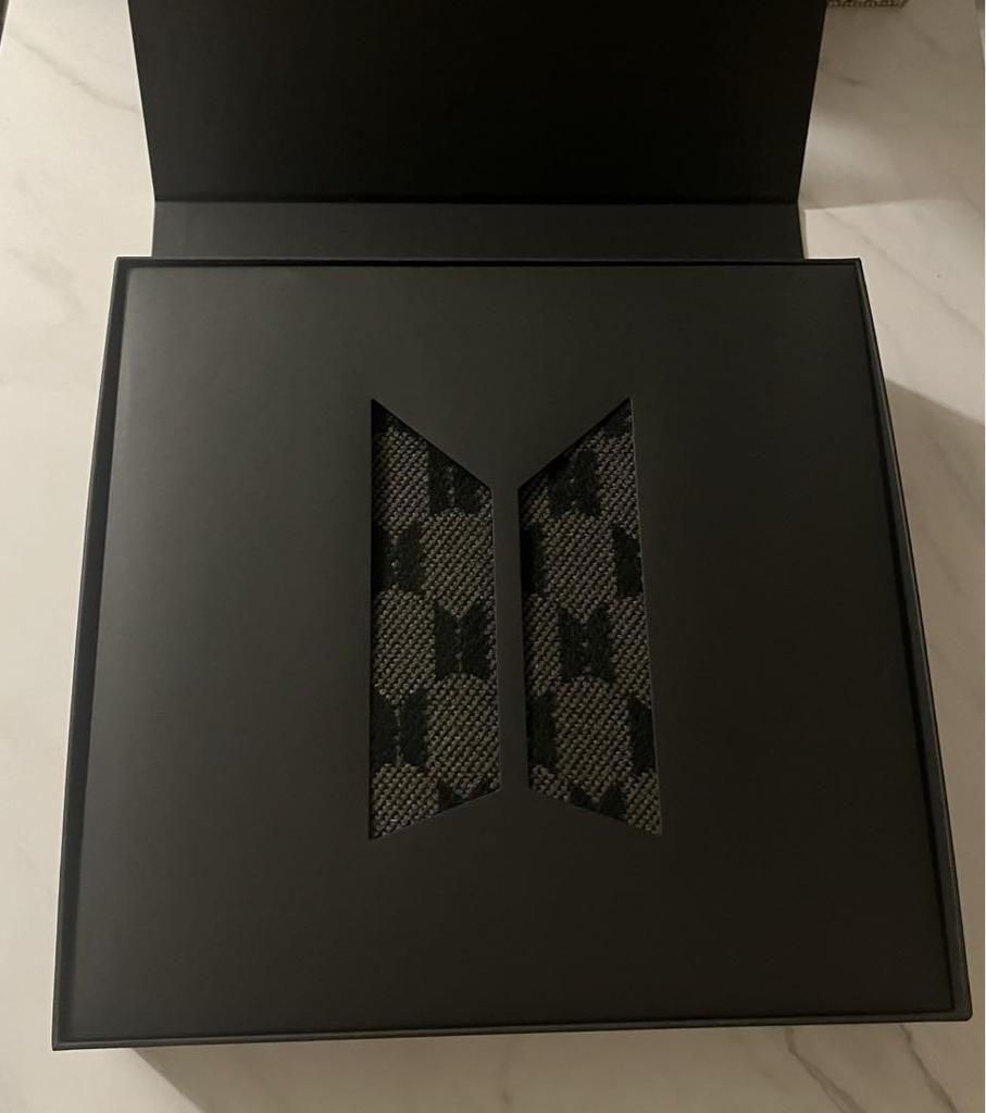 [USED] BTS MERCH BOX 1 Blanket