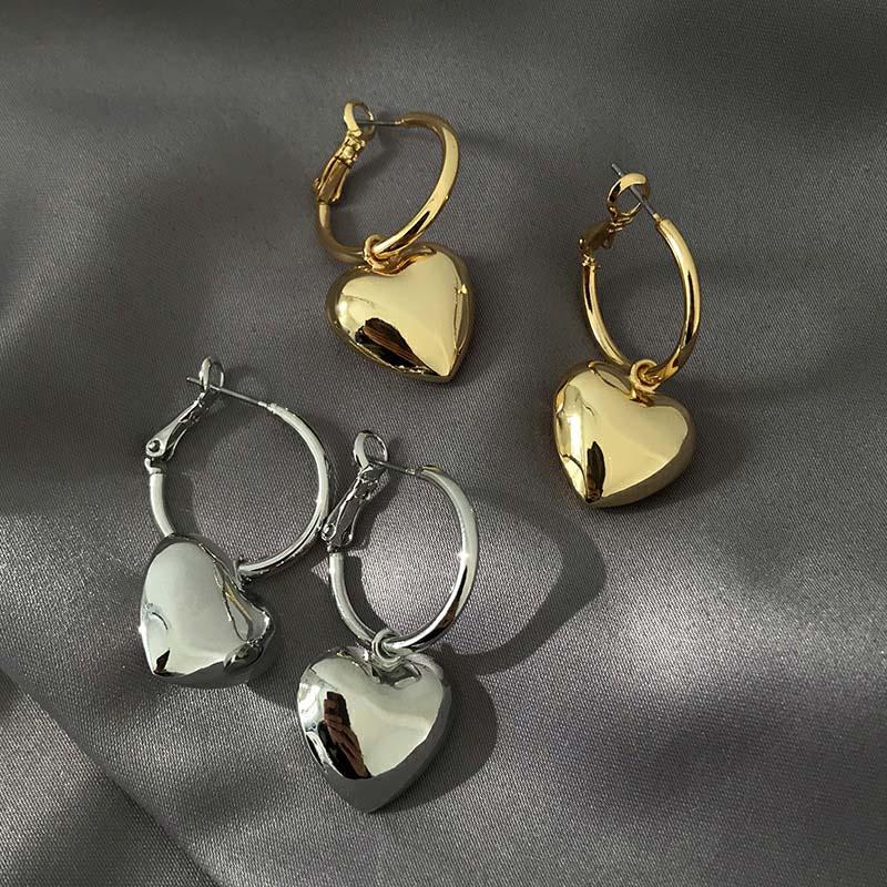 2026 Fashion Metal Love Smooth Pendant Earrings For Women Exaggerated Gold Color Big Heart Statement Earrings Party Jewelry Gift
