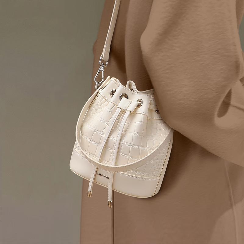 Bucket Bag Women'S Bag Shoulder Handbag High-End Fashion Versatile Commuter Messenger Bag