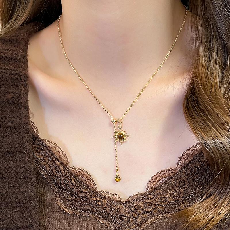 Sunflower Tiger Eye Stone Pendant Necklace - Stylish Snap-fastening Pullable Adjustable Sweater Chain