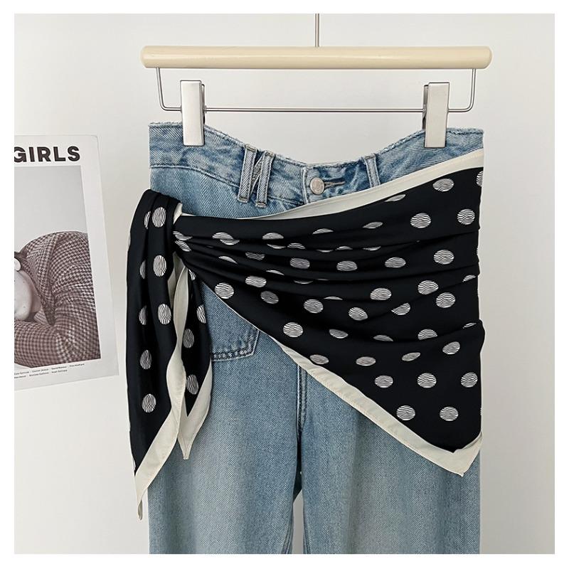 Classic Polka Dot Triangle Scarf Women Spring Summer Versatile Decorative Fashion Scarf