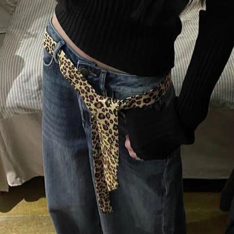 Women'S Retro Leopard Print Tie  Tie And Belt Dual Purpose Decoration