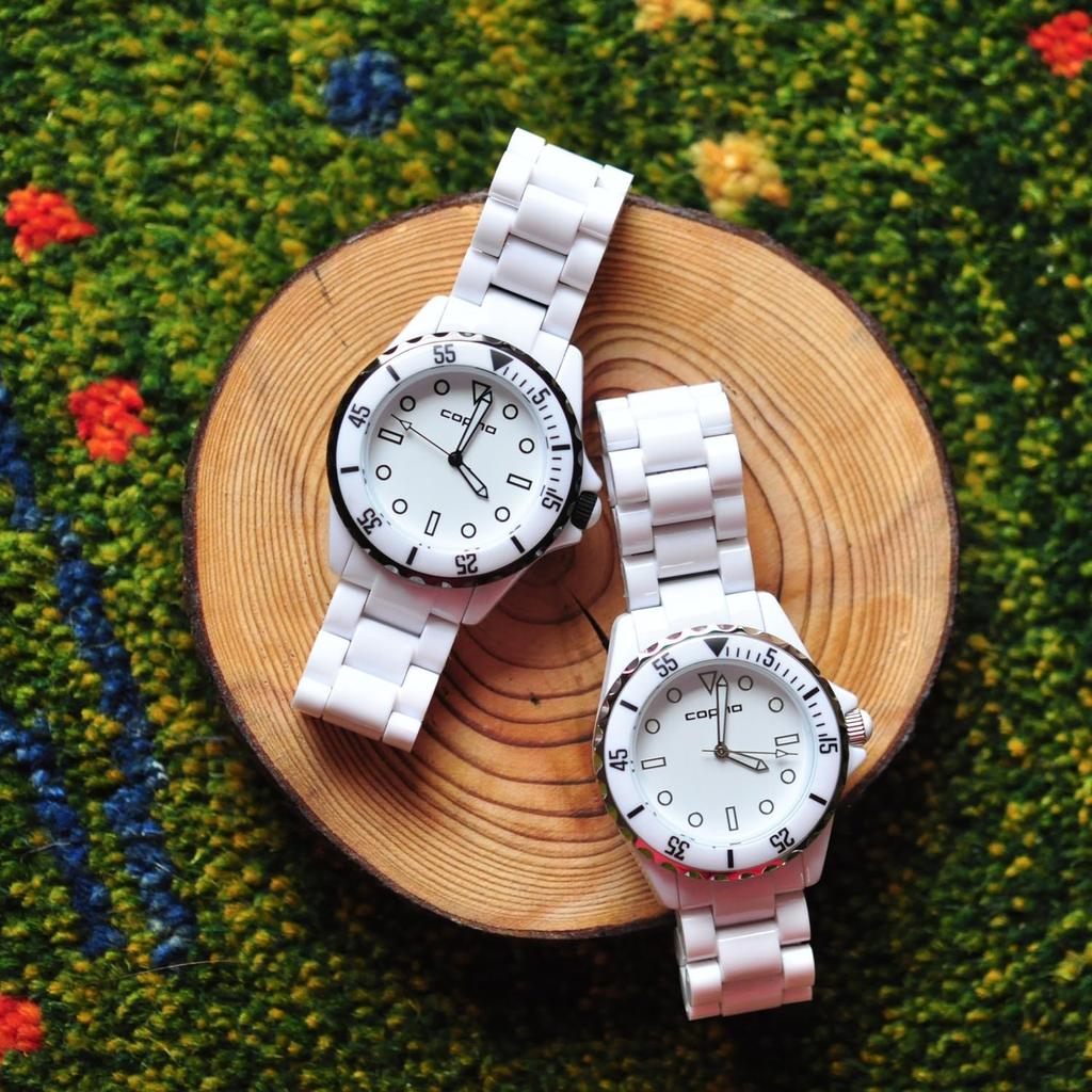 SWAGGER Unisex Analog White Official Import [copha] Watch, Diver's Design, Waterproof, Lightweight, Quartz, Dial, Polycarbonate,