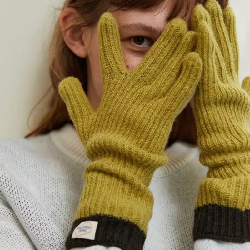 Womens Warm Knitted Full Finger Gloves Outdoor Riding Touchable Screen Colorblock Letters Label Decor Thermal Mittens
