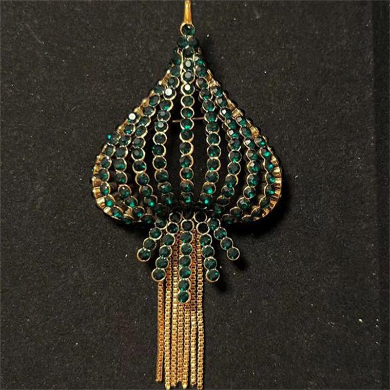 SKEDS Vintage Baroque Style Women Girls Heavy Industry Crystal Castle Tassel Brooch Badges Retro Classic Lady Suit Coat Pin Gift
