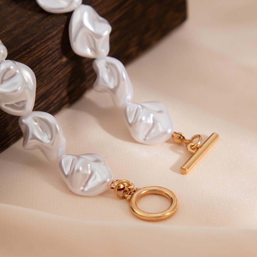 Fashion Irregular Special-shaped Pearl Necklace, Light Luxury Metal Collarbone Chain Set