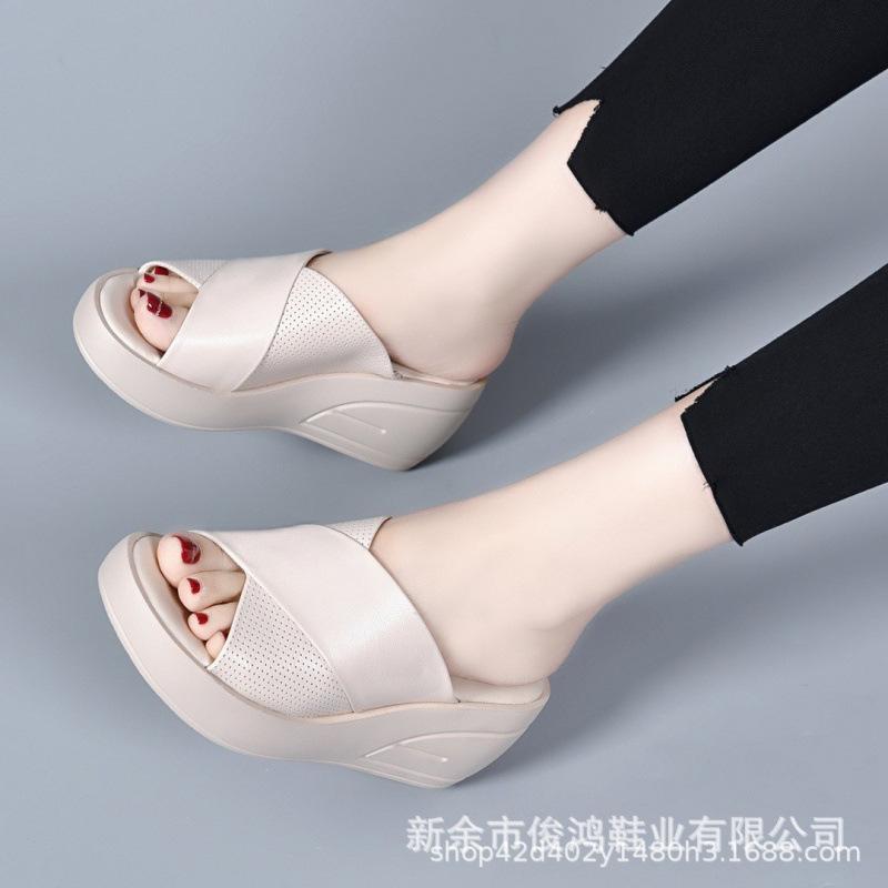 35-42 Large Size Fish Mouth Wedge Slippers Women Wear Thick Soles In Summer 2024 New Sandals Mother Cool Slippers Women