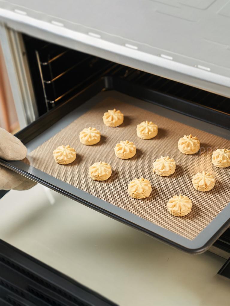 3 ks Silikonové pečicí podložky do trouby, Opakovaně použitelné nepřilnavé a žáruvzdorné pečicí fólie, na sušenky, makronky, chléb, sušenky