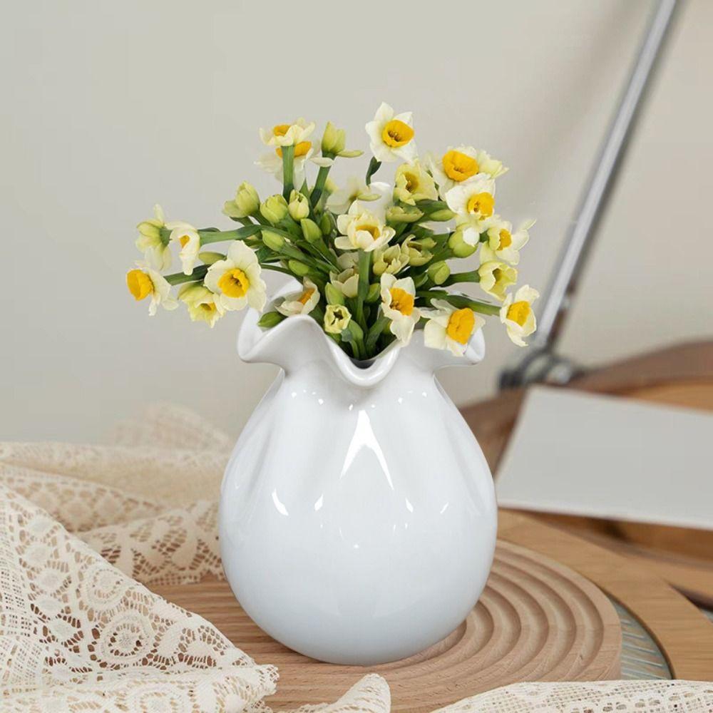 Modern Onion Ceramic Vase Minimalist Flower Pot Creative Garlic Shape Vase  Dried Flower