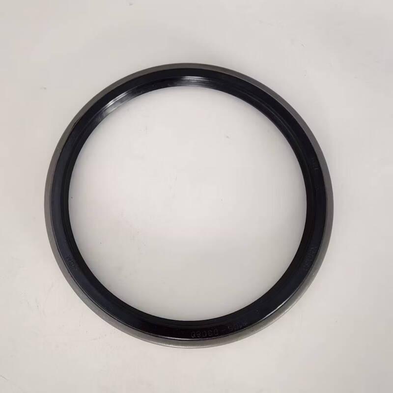 Dongfeng EQ1118GA Front Axle Wheel Hub Oil Seal