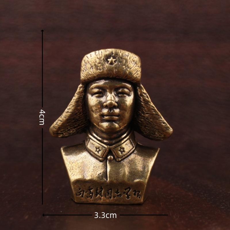 

Лей Фен Мала Червона Армія Настільний Творчий Домашній Ремесло Китайський Стиль Подарунок Латунна Прикраса