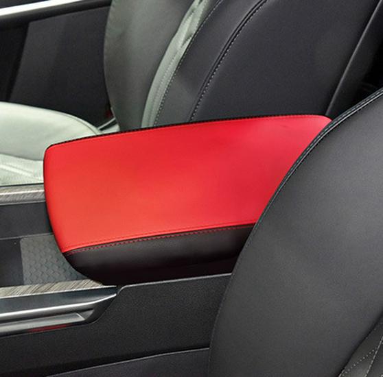 Leather Armrest Box Cover for Tank 500: Protection and Interior Enhancement