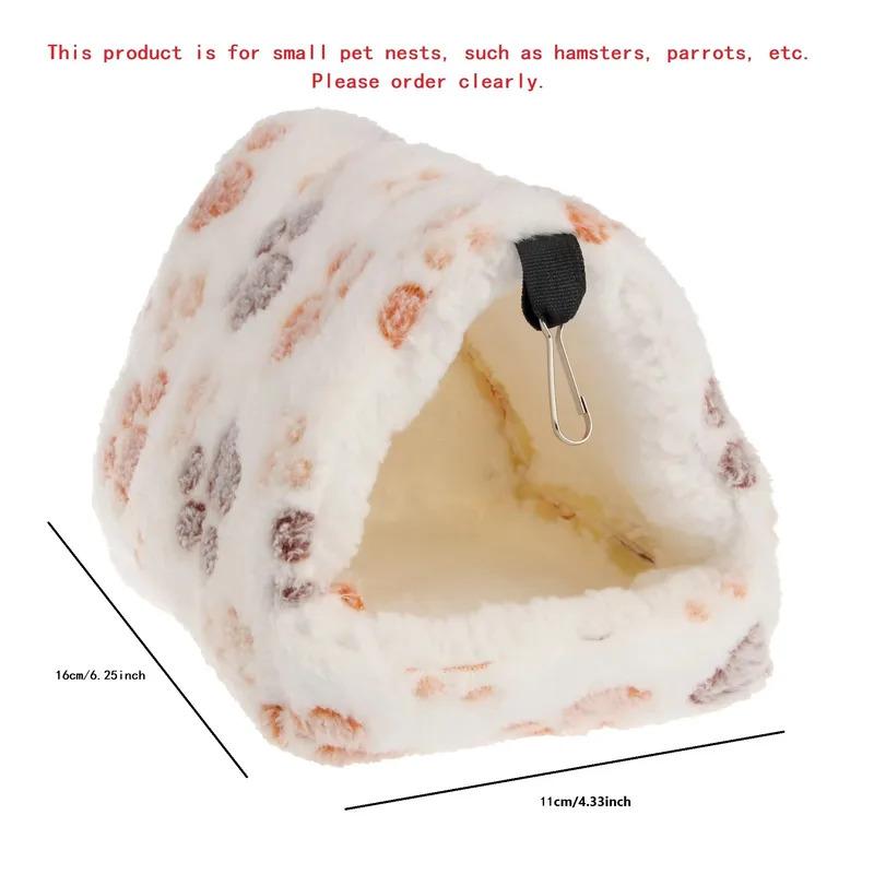 1 STÜCK Korallenfleece Punktmuster Kleines Schaumstoff Tierhaus Hängendes Hamsterbett für Kleintiere Eichhörnchen Papagei Baumwollnest