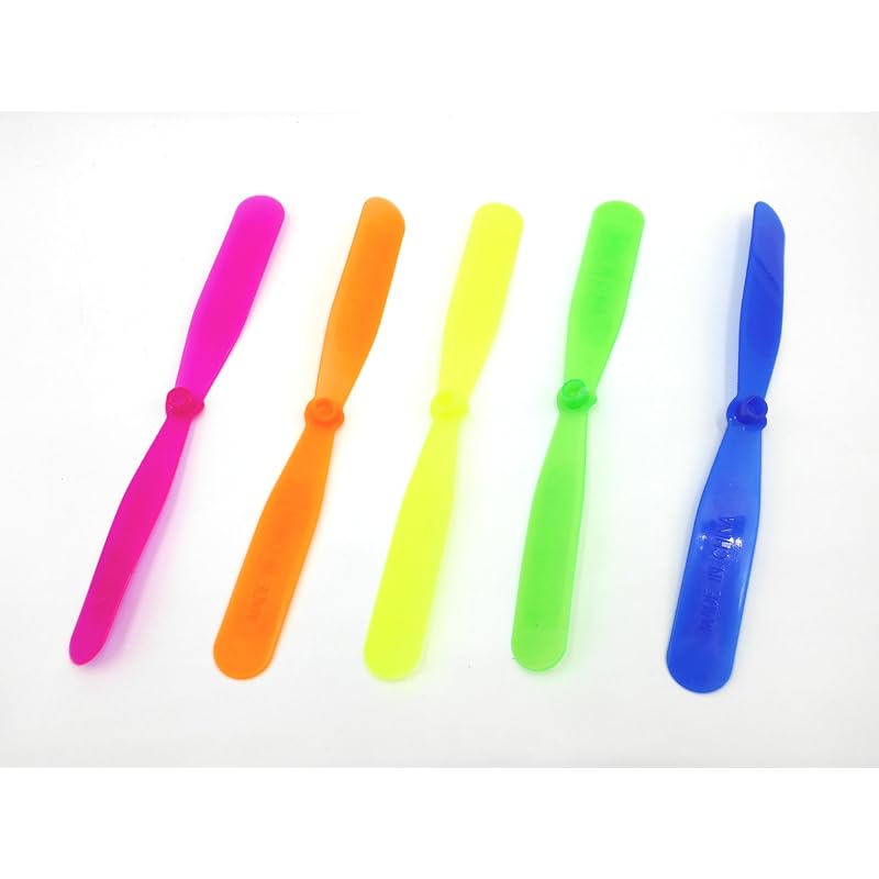 Since both the shaft and wings are made of plastic, it's not a bamboo dragonfly, but a plastic dragonfly. 5-piece set (colors are random) Audiofan