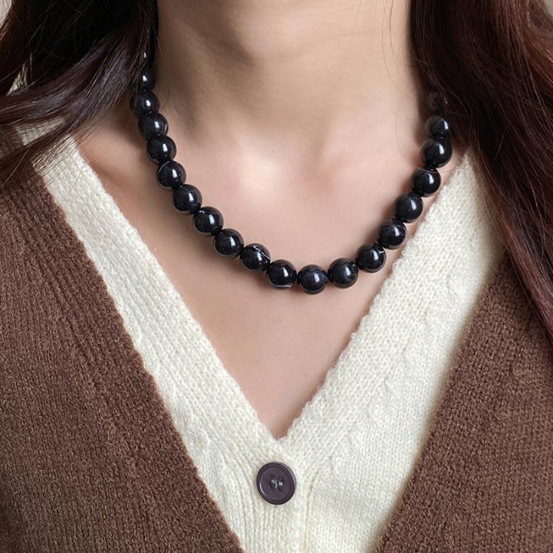 Colorful Elegant Bead Collarbone Chain Vintage Round Acrylic Bead Choker Delicate Neck Accessory for Prom Wear