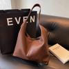 Autumn and winter retro mother and child bag commuter bag women's new large-capacity shoulder bag high-end versatile tote bag