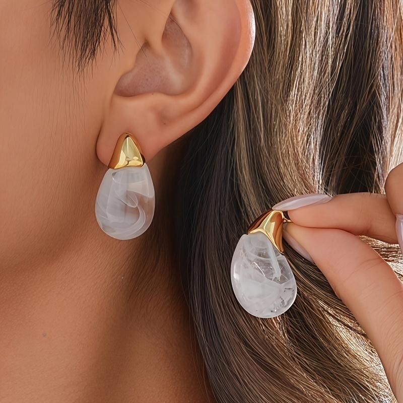 

CAOSHI OL Style Waterdrop Shaped Resin Dangle Earrings for Women Newly Designed Versatile Jewelry Luxury Gold Color Accessories