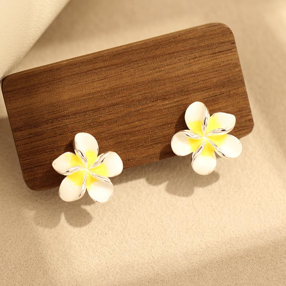 Japan and South Korea Sweet Temperament Dripping Oil Yellow and Blue Egg Flower Earrings Simple and Versatile No Ear Piercings Earrings Women's Gifts