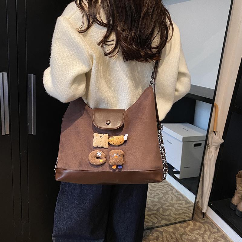 2025 new large-capacity commuter tote bag women's fashion versatile messenger backpack trendy shoulder bag