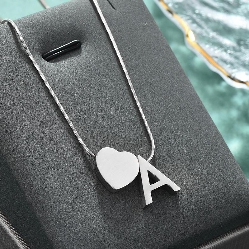 

Snake Unique Chain Heart Necklace With Personalized Alphabet Charms For Women And Men A Necklace