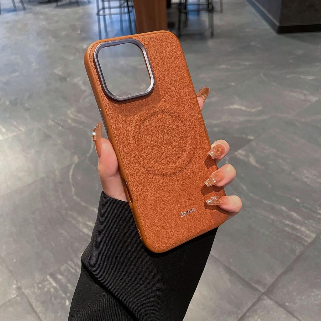 Suitable for The IPhone16 with A Lychee Peel Texture Phone Case, N52 Strong Magnetic Attraction, IPhone16 Pro with A Lens Ring, Business Hard Case