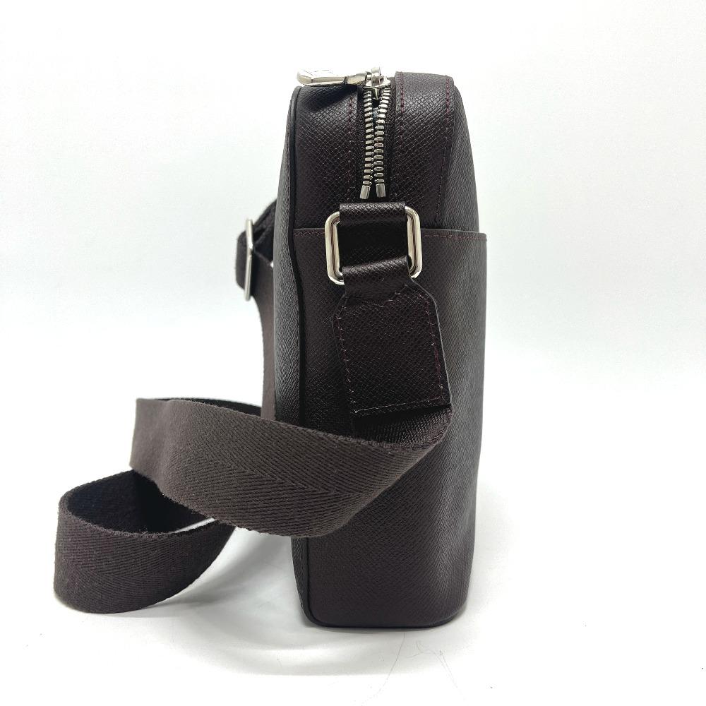 Louis Vuitton M34410 Anton Messenger PM Crossbody Shoulder Bag  Acajou wine-red