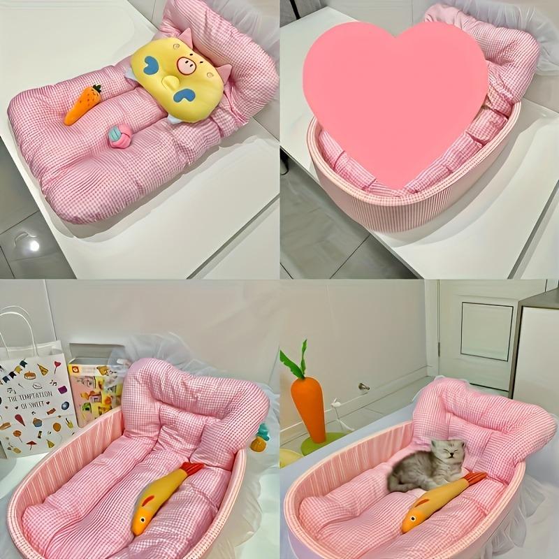 [Polyester Plaid Haustierbett] Atmungsaktives Polyester Plaid Haustierbett für kleine bis mittelgroße Katzen | Bequem mit dekorativer Spitzeneinfassung | Inklusive weich gepolsterter Matte