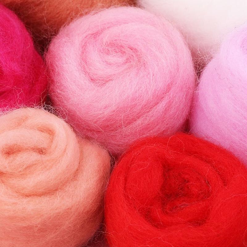 Wool Felted Set 7/9/10 Color Needle Felting Set with Felting Needle Felting Pad Wool Roving Wood Handle for Beginner